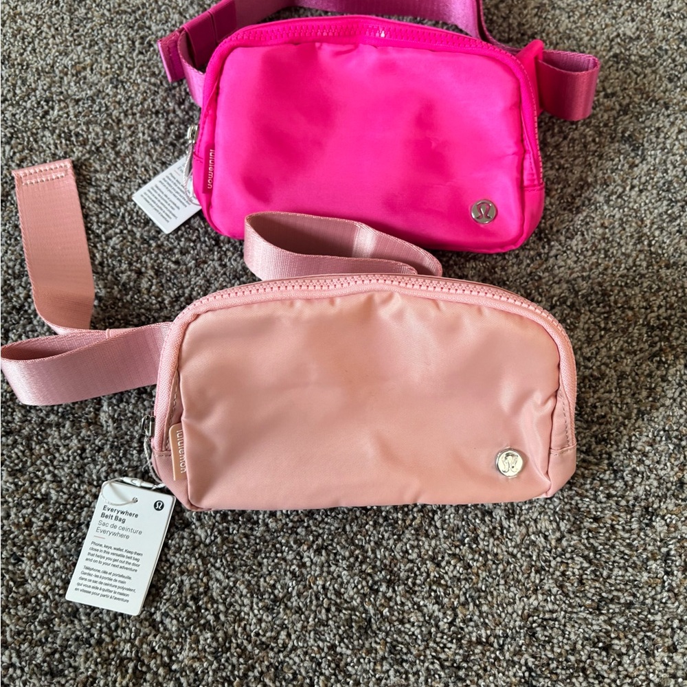 Valentine’s Day girly bundle set 2 lululemon everywhere belt bags hot pink pink - Picture 3 of 3